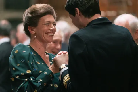 Кадр из сериала Корона